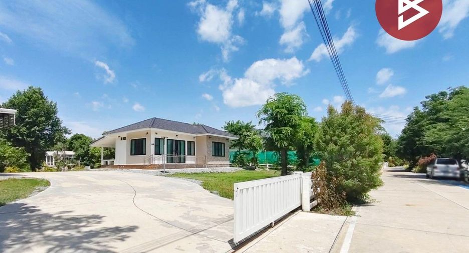 Haus zum Kauf mit 1 Zimmer in Mueang Nakhon Pathom, Nakhon Pathom