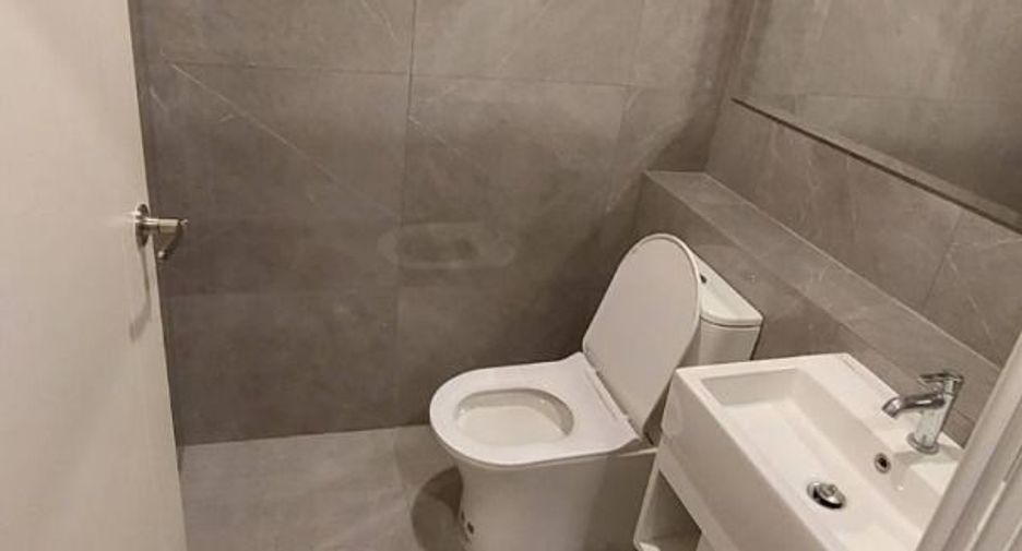 For rent 1 Beds condo in Phra Khanong, Bangkok