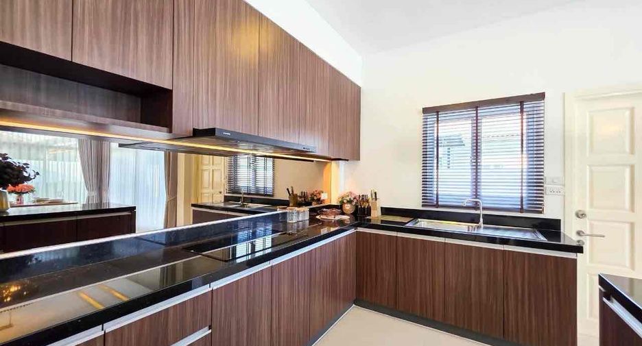 Продажа 3 спальни вилла в Банг Ламунг, Чонбури