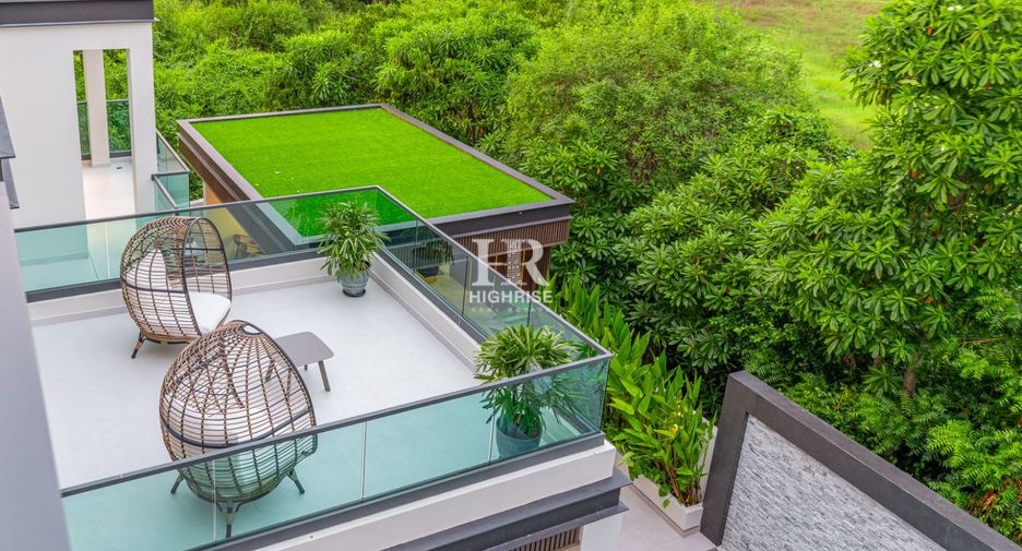 For sale 7 bedrooms villa in Jomtien, Pattaya