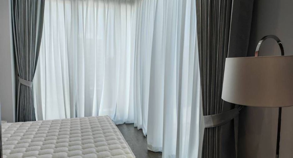 For rent 2 bedrooms apartment in Sathon, Bangkok
