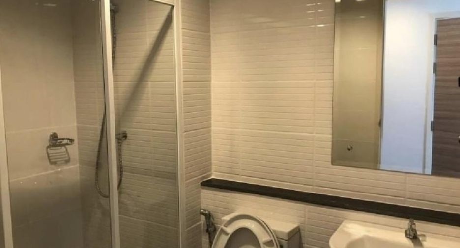 For rent 2 bedrooms condo in Bang Na, Bangkok