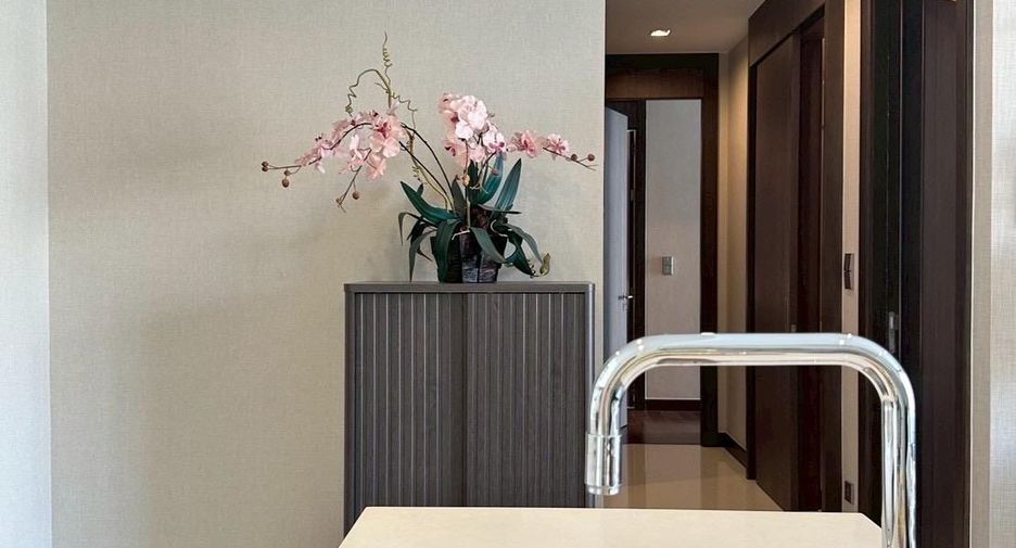 For rent 2 ベッドルーム apartment in Khlong Toei, Bangkok