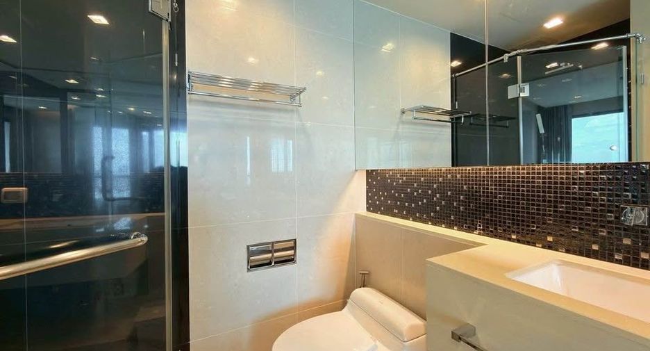 À louer 1 chambre condo à Sathon, Bangkok