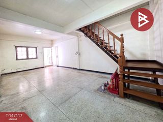 Casa adosada en venta de 2 habitaciones en Mueang Samut Prakan, Samut Prakan