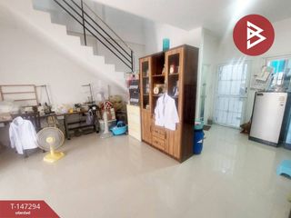 À vendre 3 chambres maison de ville à Khlong Sam Wa, Bangkok