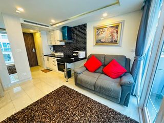 Condo en alquiler de 2 habitaciones en Bang Lamung, Chonburi