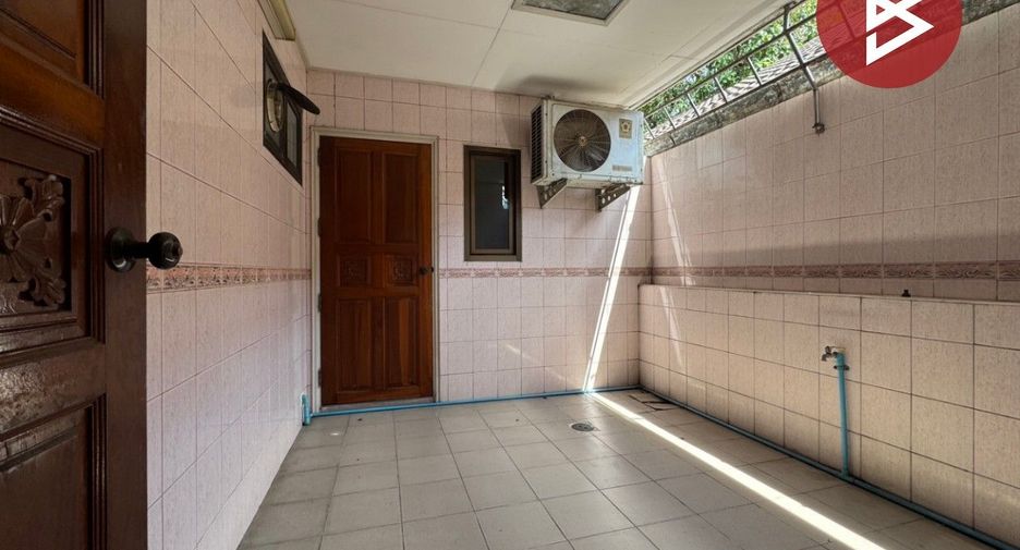 ขาย 4 ห้องนอน บ้านเดี่ยว ใน บางกะปิ, กรุงเทพฯ