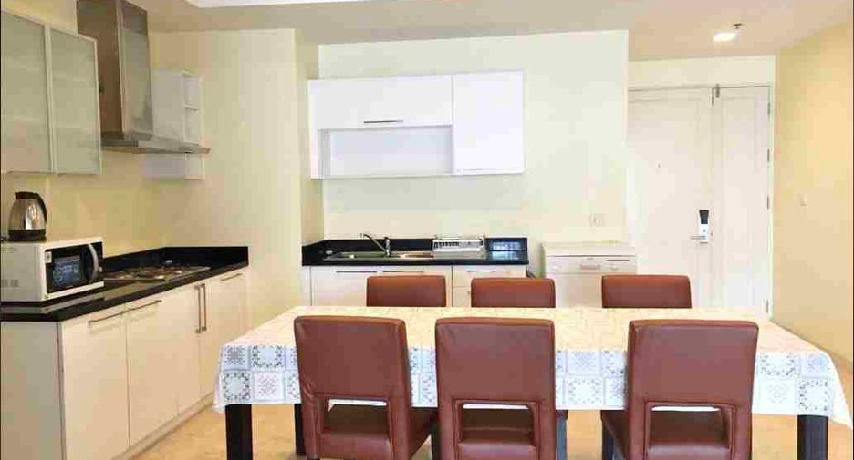 For rent 3 ベッドルーム condo in Khlong Toei, Bangkok