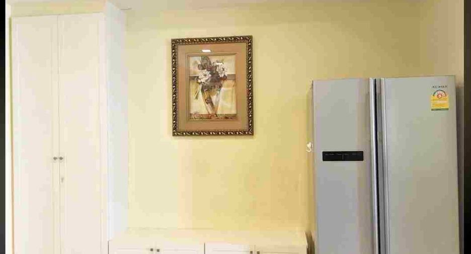 For rent 3 ベッドルーム condo in Khlong Toei, Bangkok