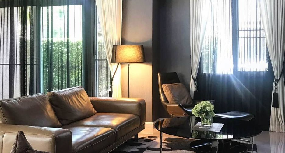 Casa en alquiler de 4 habitaciones en Bang Khen, Bangkok