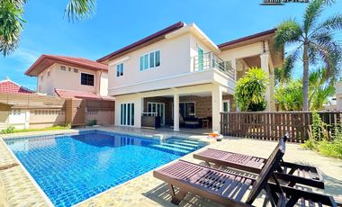For rent and for sale 4 bedrooms villa in Bang Lamung, Chonburi