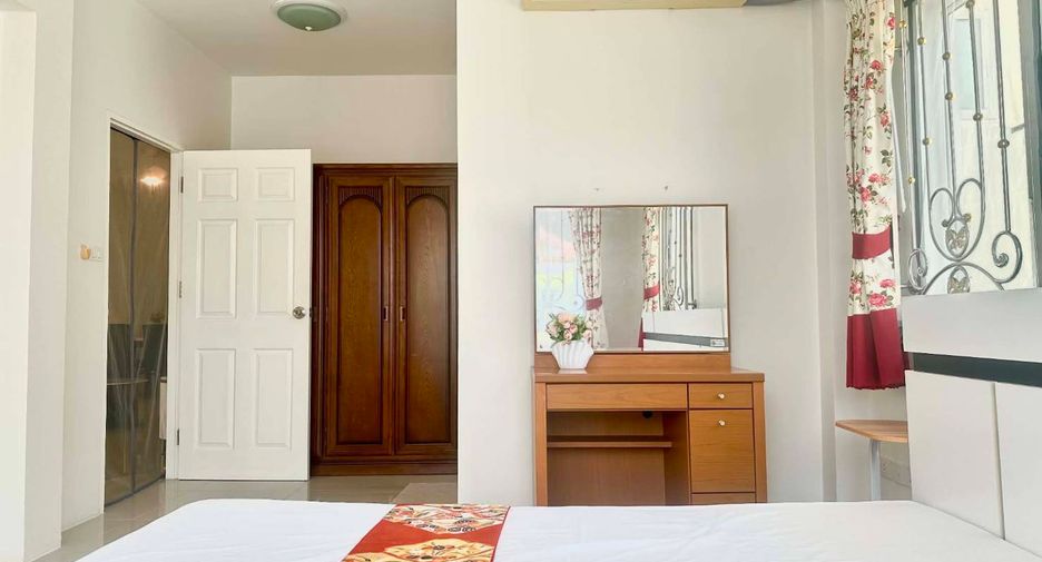 For rent 3 bedrooms house in Mueang Phuket, Phuket