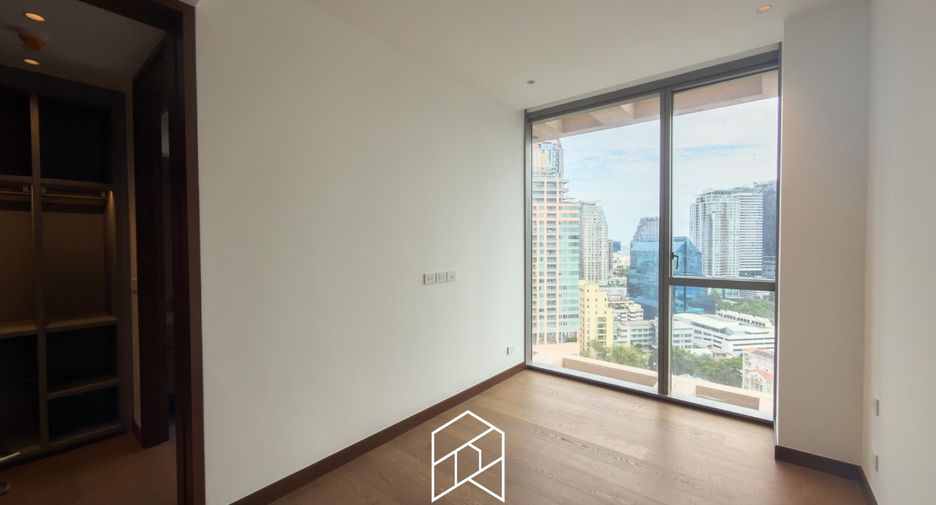 For sale 2 bedrooms condo in Bang Rak, Bangkok