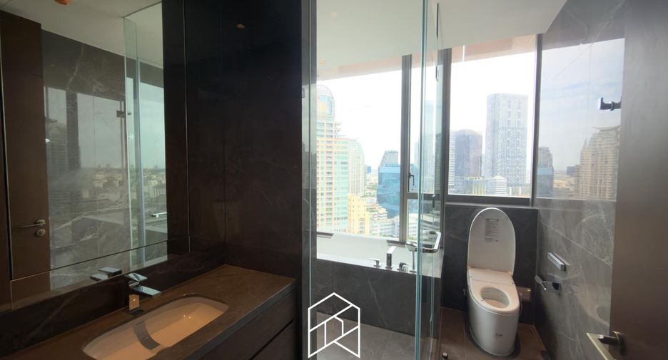 For sale 2 bedrooms condo in Bang Rak, Bangkok