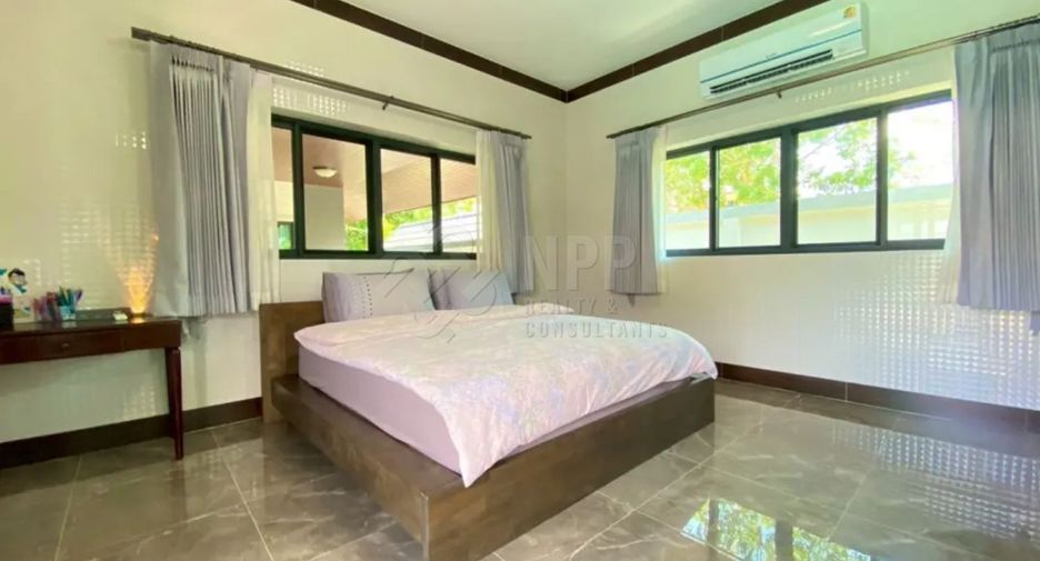 Casa en alquiler y en venta de 4 habitaciones en Hua Hin, Prachuap Khiri Khan
