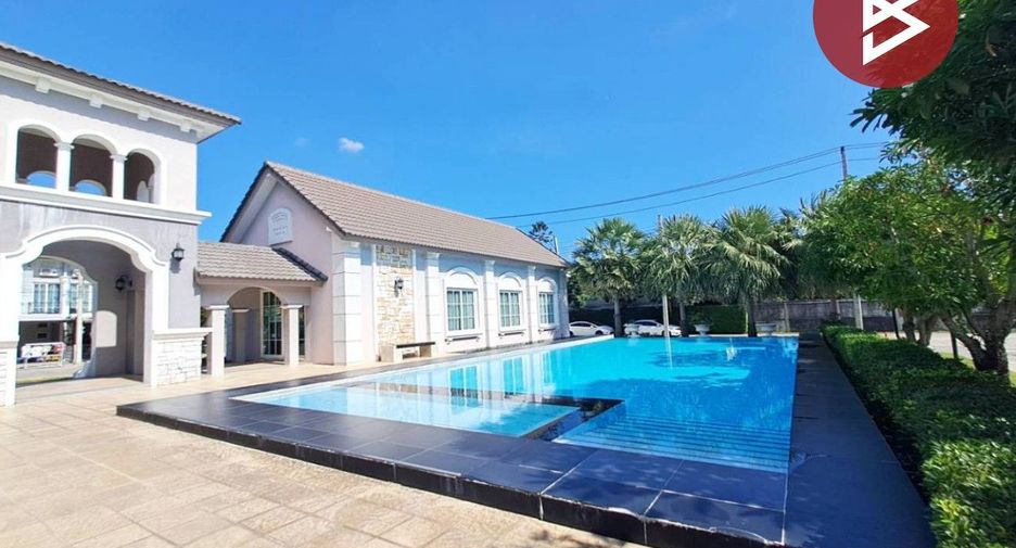For sale 3 bedrooms townhouse in Prawet, Bangkok