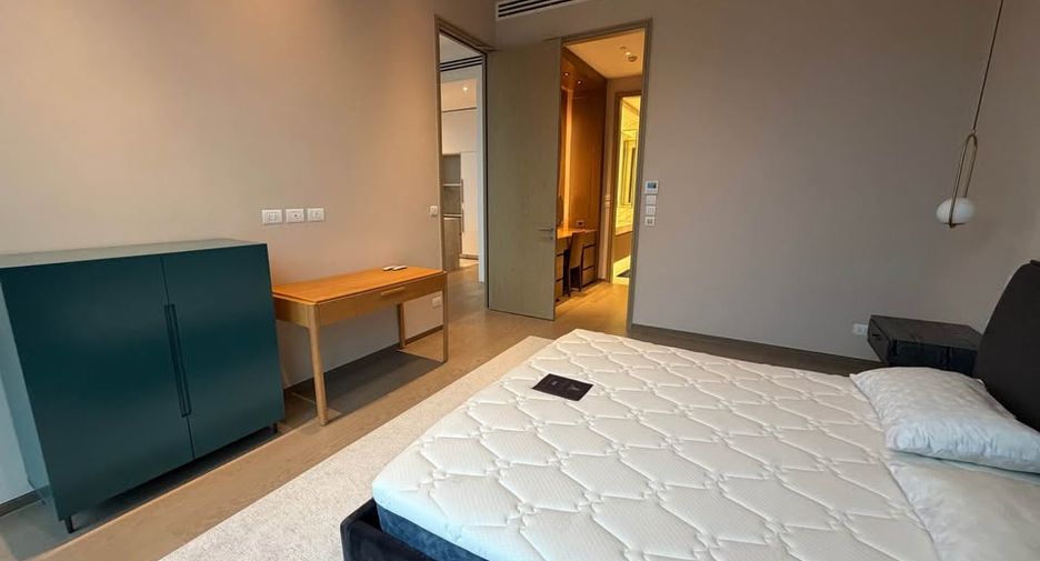 For rent 1 bed condo in Pathum Wan, Bangkok