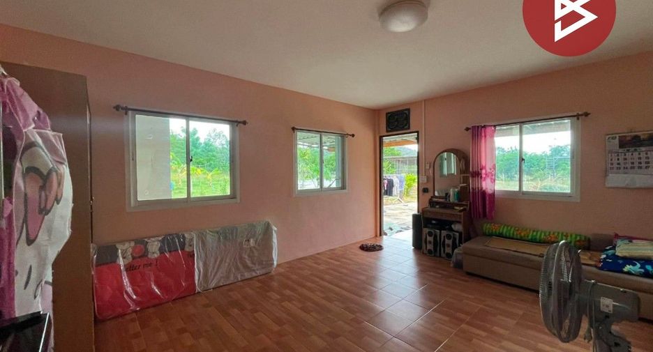 Продажа 2 спальни дом в Lao Khwan, Канчанабури