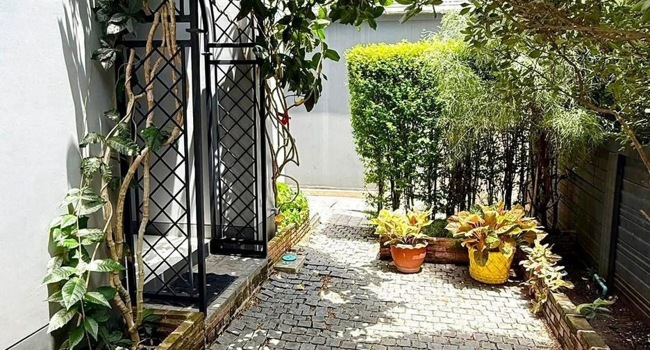 ให้เช่า 4 ห้องนอน บ้านเดี่ยว ใน บางกะปิ, กรุงเทพฯ