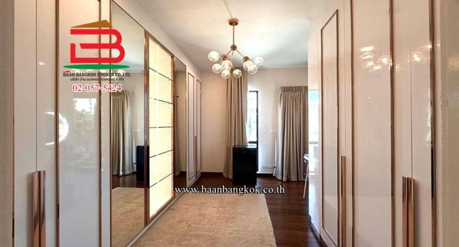 For rent そして for sale 4 ベッドルーム house in Wang Thonglang, Bangkok