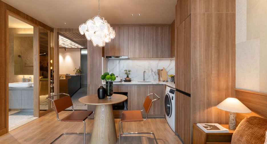 For sale 1 bed condo in Khlong Toei, Bangkok
