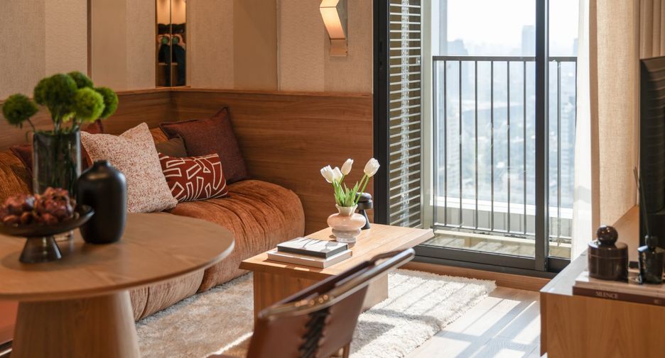 For sale 1 bed condo in Khlong Toei, Bangkok