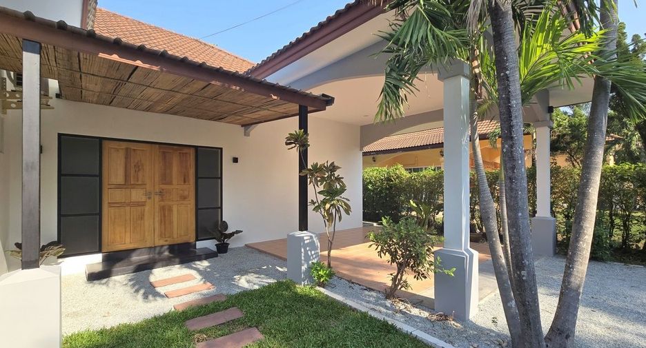 À louer 3 chambres maison à Bang Lamung, Chonburi
