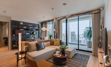 For sale 3 bedrooms condo in Khlong Toei, Bangkok