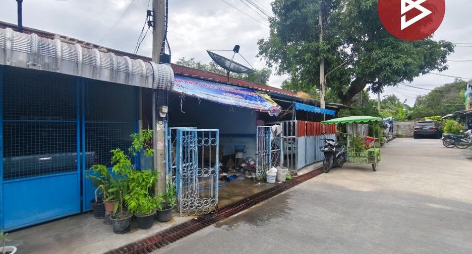 出售 2 卧室 联排别墅 在 Ban Pong, Ratchaburi