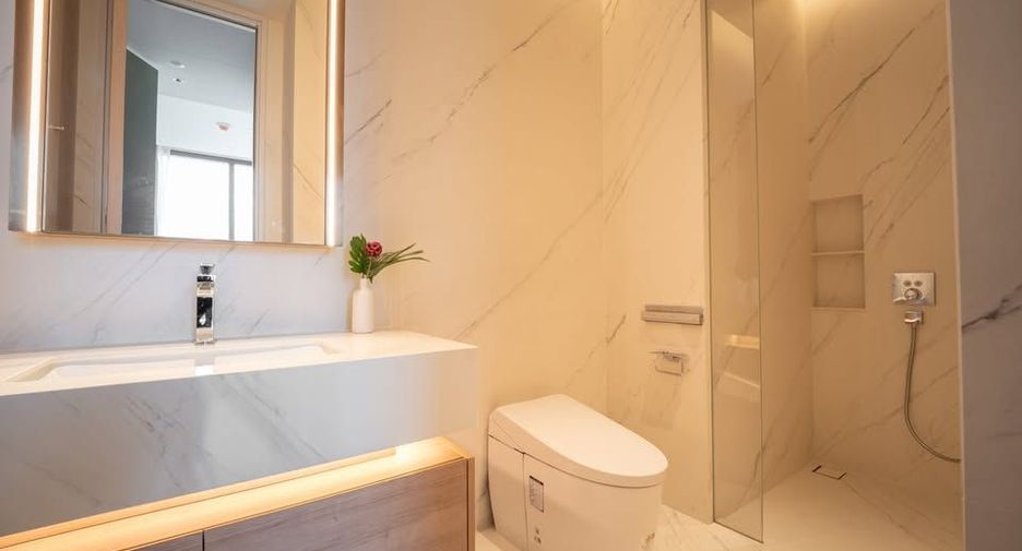 For sale 1 bed condo in Sathon, Bangkok