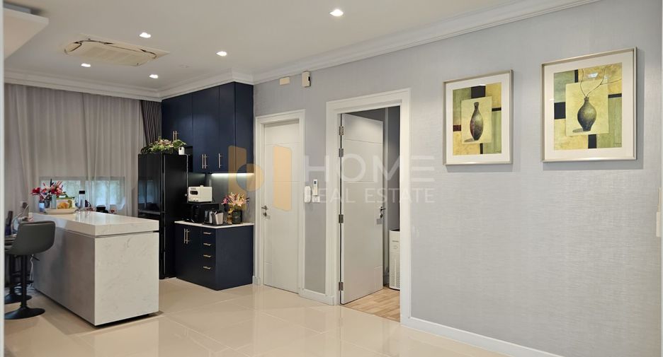 For sale 5 bedrooms house in Bang Khen, Bangkok