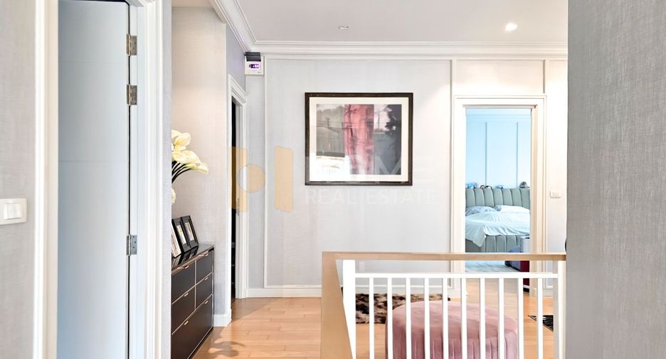 For sale 5 bedrooms house in Bang Khen, Bangkok