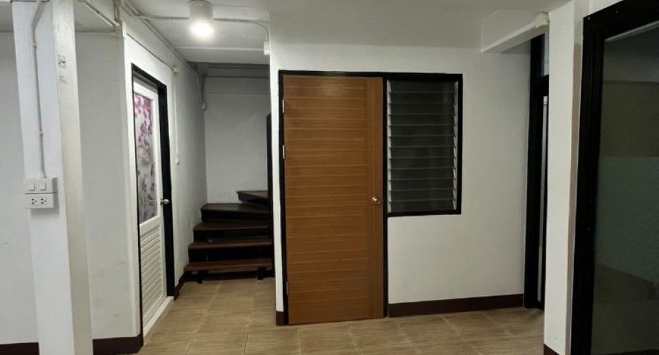 ขาย 3 ห้องนอน ทาวน์เฮ้าส์ ใน เมืองลำพูน, ลำพูน