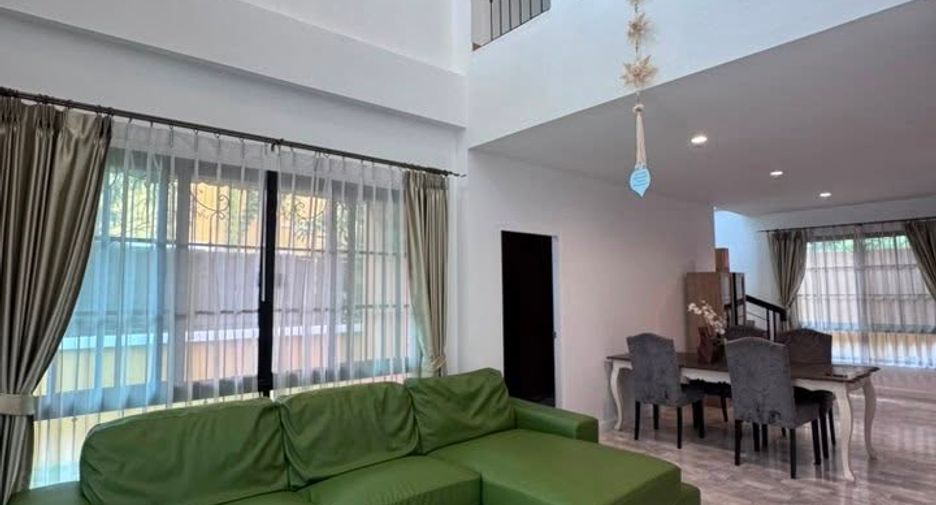 For rent 4 bedrooms house in San Sai, Chiang Mai