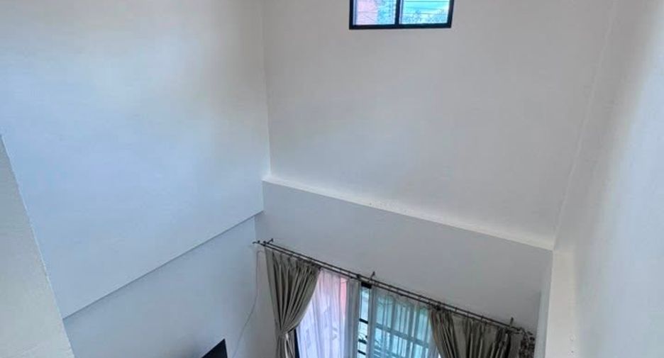 For rent 4 bedrooms house in San Sai, Chiang Mai