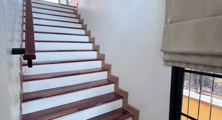 For rent 4 bedrooms house in San Sai, Chiang Mai