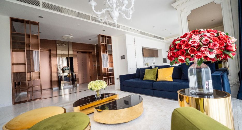 À louer 2 chambres condo à Watthana, Bangkok