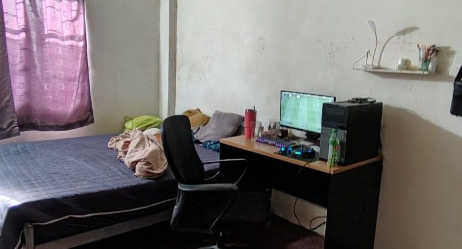 Local comercial en venta de 5 habitaciones en Mueang Samut Prakan, Samut Prakan