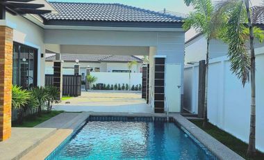 For sale 3 bedrooms villa in Huay Yai, Pattaya