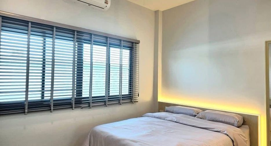 For sale 3 bedrooms villa in Huay Yai, Pattaya