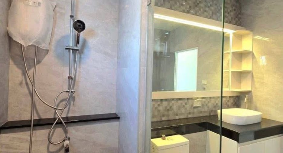 For sale 3 bedrooms villa in Huay Yai, Pattaya