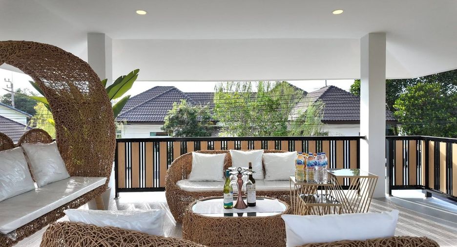 À vendre 3 chambres villa à Bang Lamung, Chonburi