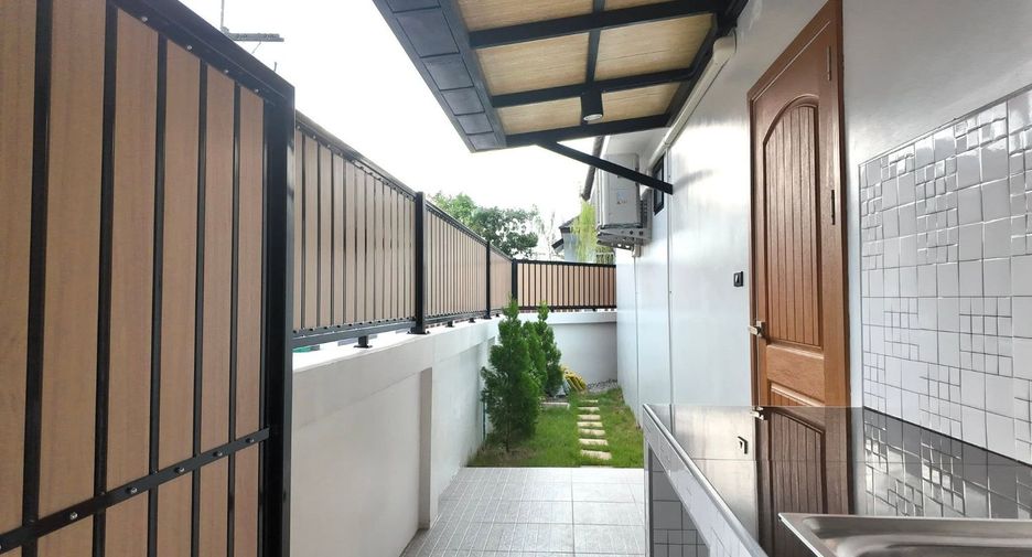 À vendre 3 chambres villa à Bang Lamung, Chonburi