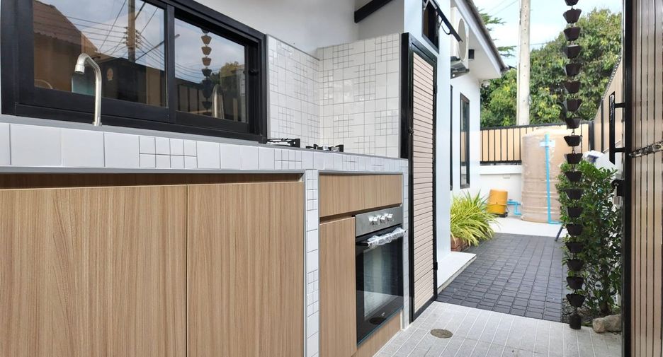 À vendre 3 chambres villa à Bang Lamung, Chonburi