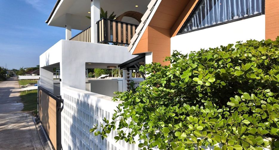 À vendre 3 chambres villa à Bang Lamung, Chonburi