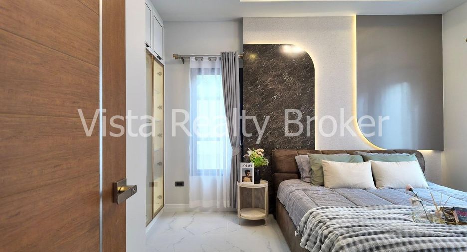 For sale 3 bedrooms villa in Bang Lamung, Chonburi