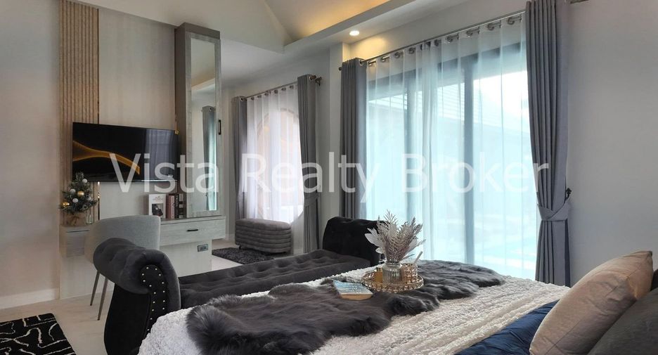 For sale 3 bedrooms villa in Bang Lamung, Chonburi
