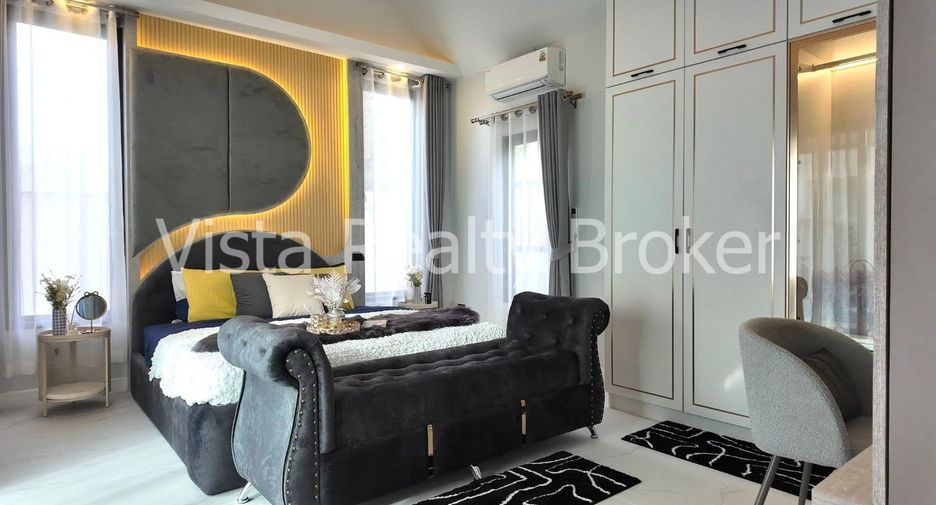 For sale 3 bedrooms villa in Bang Lamung, Chonburi
