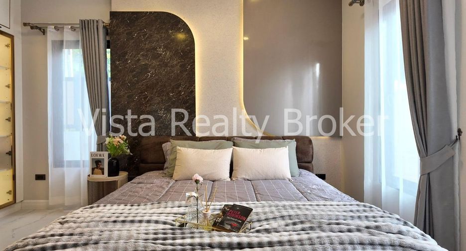 For sale 3 bedrooms villa in Bang Lamung, Chonburi